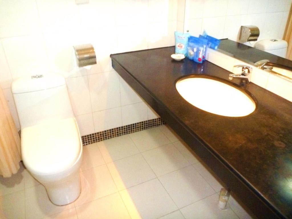 Shenzhen Futian Difu Hotel Huaqiangbei Branch Стая снимка