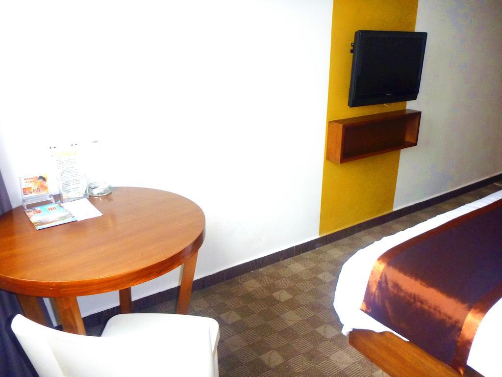Shenzhen Futian Difu Hotel Huaqiangbei Branch Екстериор снимка