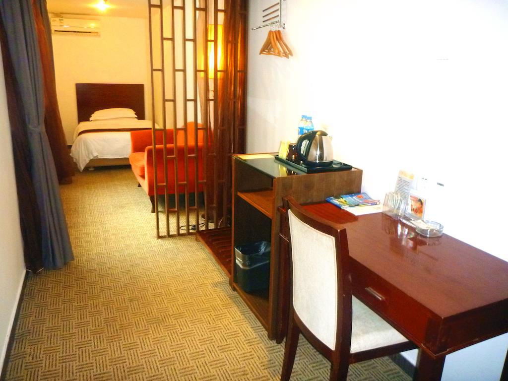 Shenzhen Futian Difu Hotel Huaqiangbei Branch Екстериор снимка